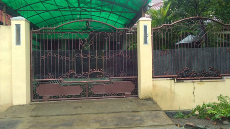 Rumah dijual Darmo Harapan Surabaya