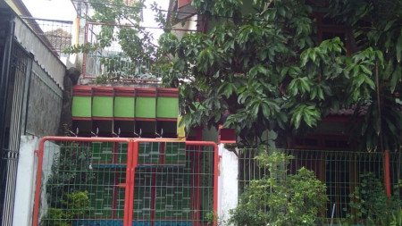 Rumah disewakan Griya babatan mukti wiyung