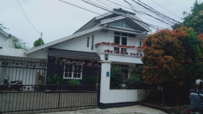 Dijual Rumah Bagus Di Cipedes Atas, Bandung, Jawa Barat