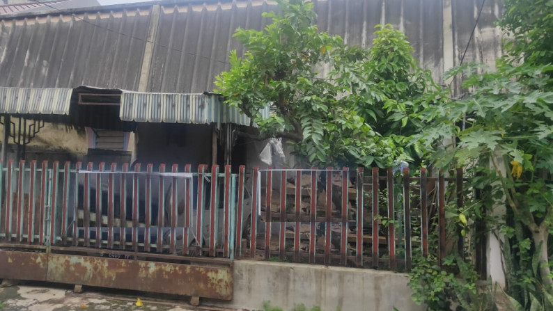 Rumah Tua 1 Lantai hitung Tanah di Kelapa Gading