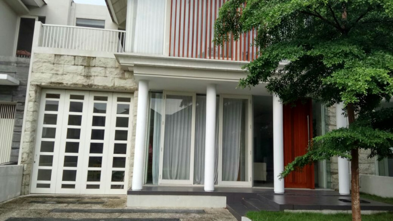 Rumah dijual atau disewa Greenlake Surabaya