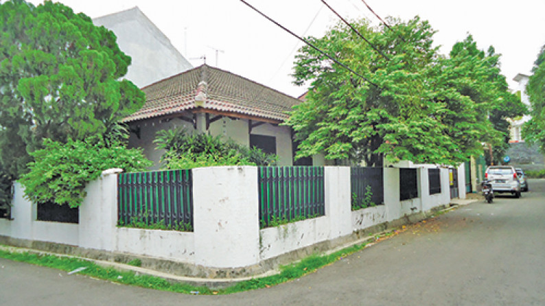 Rumah tinggal di dalam kompleks