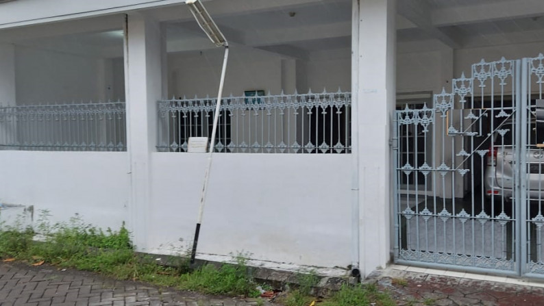 Rumah disewakan Tanjung sari baru