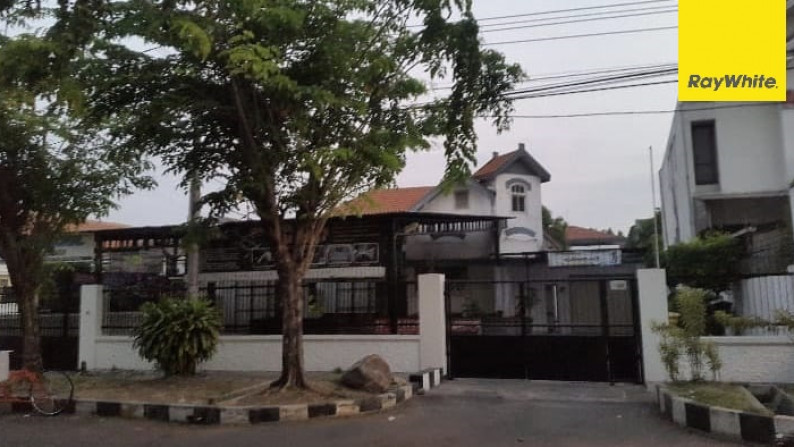 Dijual Rumah 2 lt di Nol Jalan Anjasmoro, Surabaya