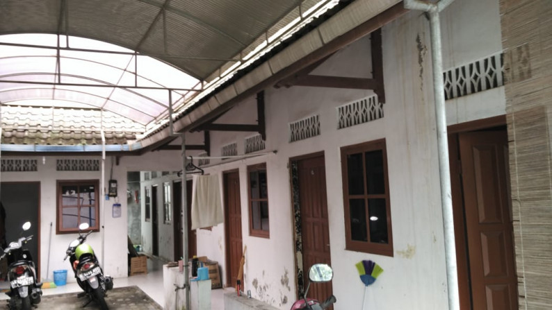 RUMAH KOST AKTIF, 12 KAMAR DI JL KALIURANG KM 10. YOGYAKARTA