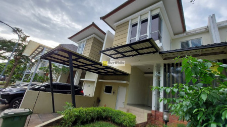 Rumah modern minimalis dalam town house di Cinere