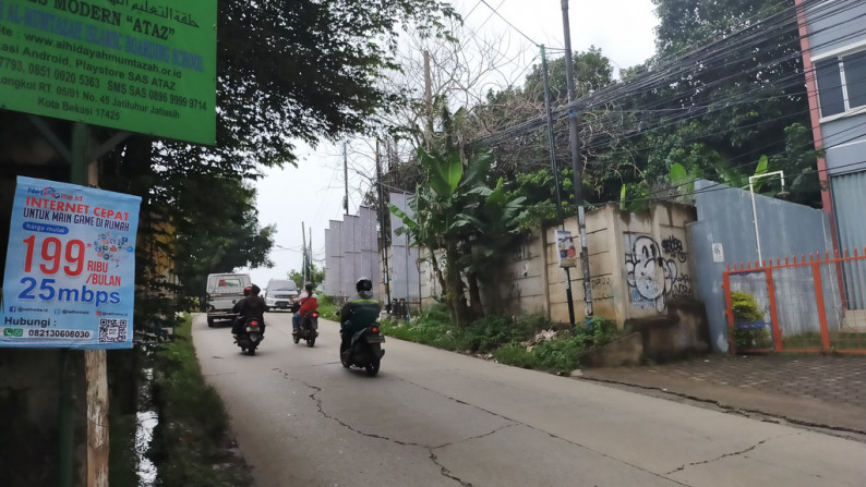 Dijual Ruko 2 1/2 lantai di jalan Parpostel Jatiasih Bekasi