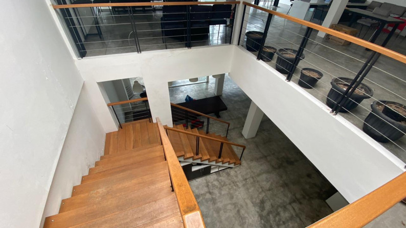 RUKO COCOK UNTUK USAHA/KANTOR DI JL MAGELANG