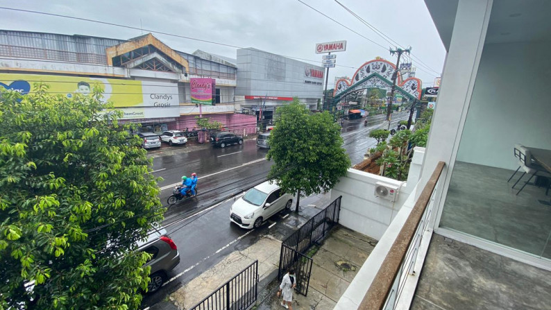 RUKO COCOK UNTUK USAHA/KANTOR DI JL MAGELANG