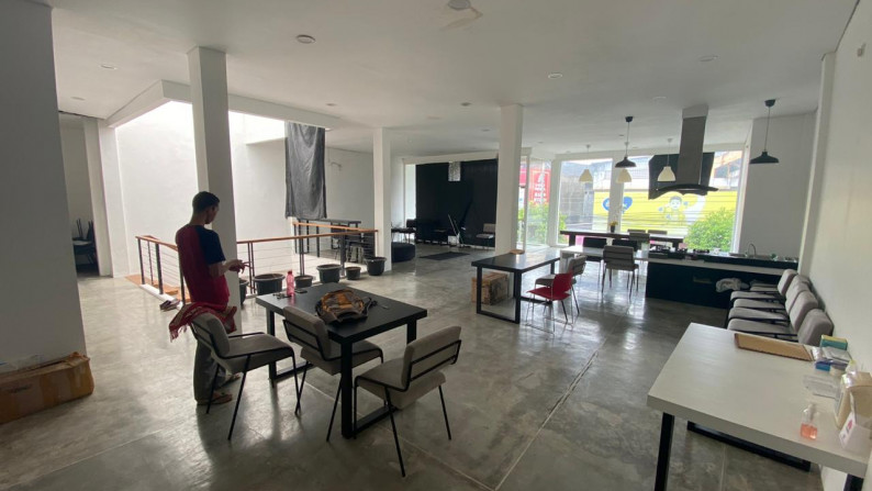 RUKO COCOK UNTUK USAHA/KANTOR DI JL MAGELANG