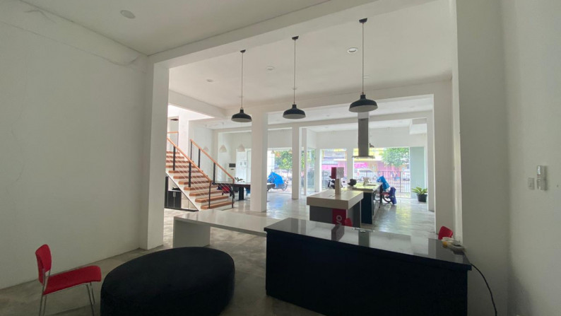 RUKO COCOK UNTUK USAHA/KANTOR DI JL MAGELANG
