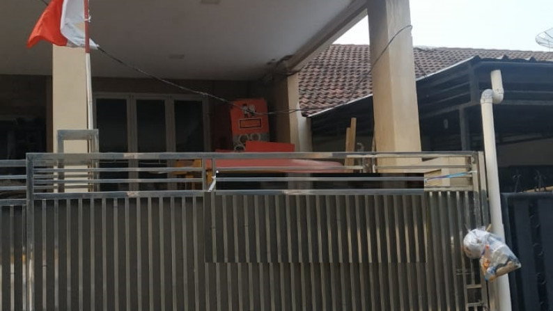 Rumah 4 Lantai semi Furnish di Kelapa Gading Jakarta Utara