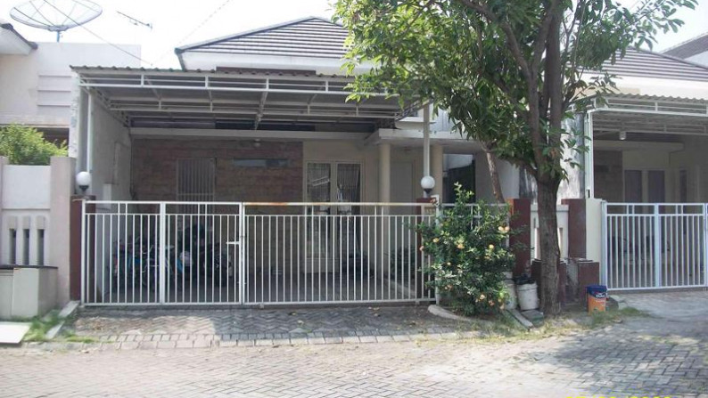 085105255576 Jual Rumah terawat di Graha Tirta Waru Dekat Terminal Bungurasih, ,Jln lebar,,lokasi nyaman