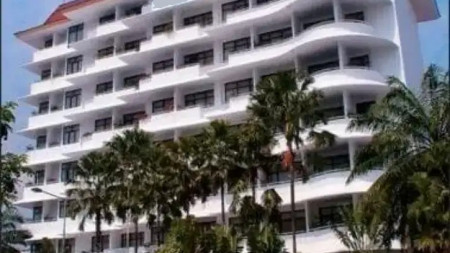 Dijual Hotel Strategis Pusat Kota di Jalan Genteng Kali, Surabaya