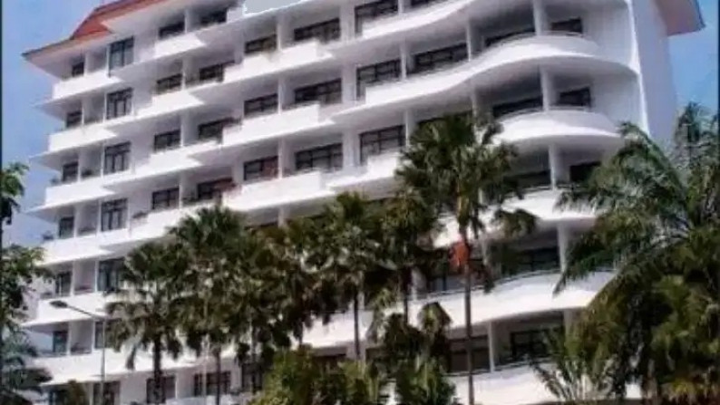 Dijual Hotel Strategis Pusat Kota di Jalan Genteng Kali, Surabaya