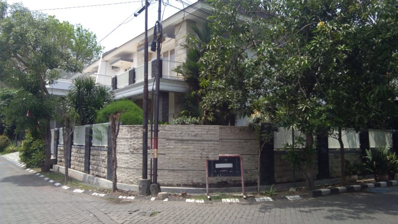 Rumah dijual Babatan Pratama Wiyung