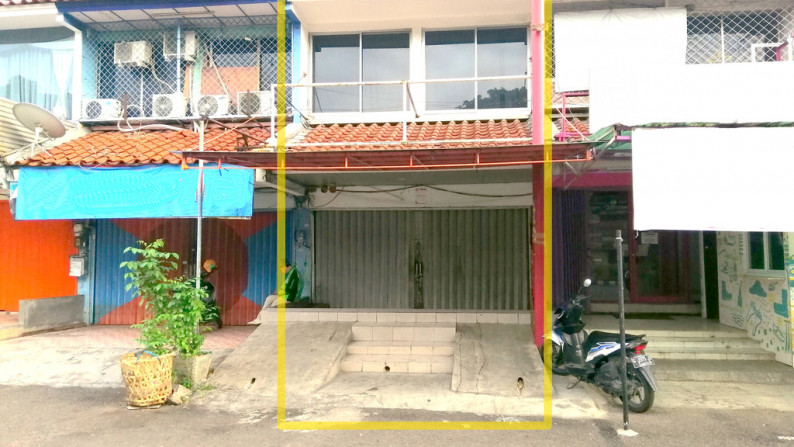 Ruko Siap Pakai, Ex Bank, Kelapa Hibrida Raya, Luas 4,5x16m2