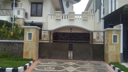 Rumah dijual  Margorejo indah Surabaya