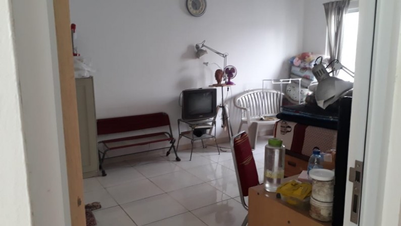 Rumah rapi siap huni di Kencana Loka