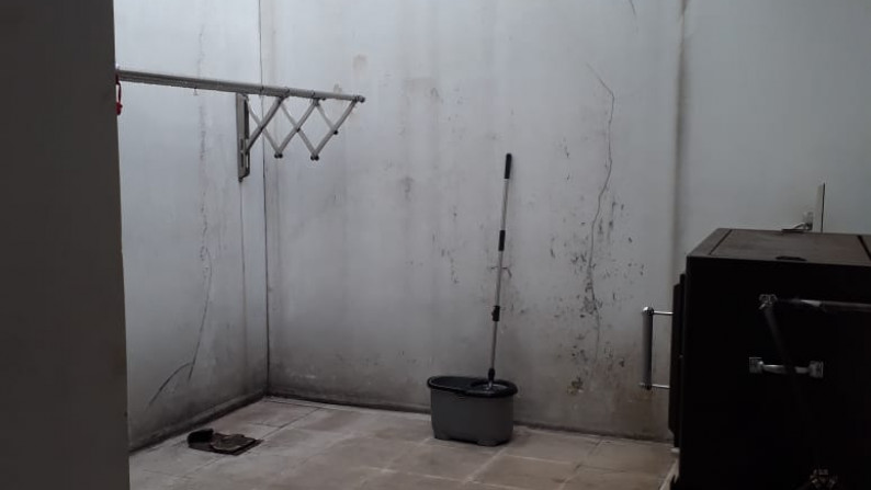 Rumah rapi siap huni di Kencana Loka