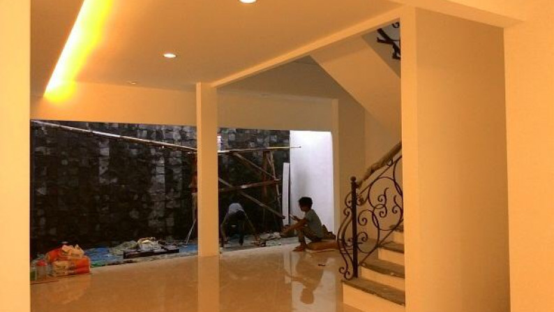 Rumah cantik di Pondok Ranji-Bintaro TangSel