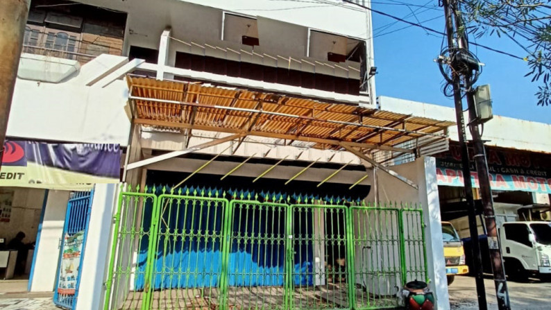 Ruko jalan raya nginden Surabaya