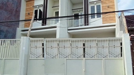 Rumah jalan pisces surabaya