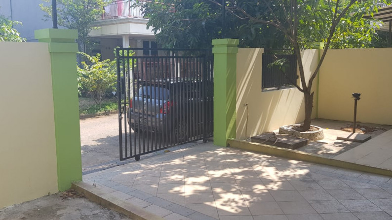 Dijual Rumah di Sek 7B Area Gading Serpong, dengan harga jual Menarik