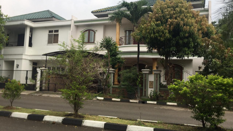 Rumah Mewah di Boulevard Taman Golf Modernland #HD