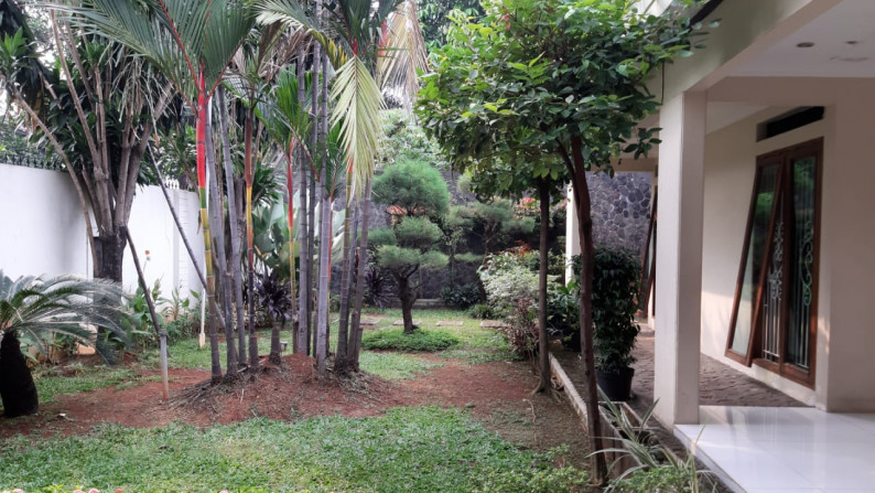 Rumah Asri & Cantik lingkungan Nyaman di Pejaten - Jatipadang, Jakarta Selatan