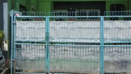 Rumah 2 lantai Dijual di Jalan Raya Manukan Madya, Surabaya