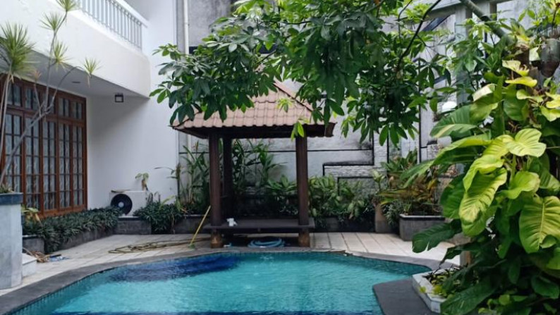 Sewa Rumah di Pondok Indah Desain Classic