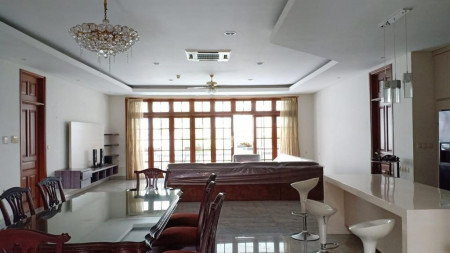 Sewa Rumah di Pondok Indah Desain Classic