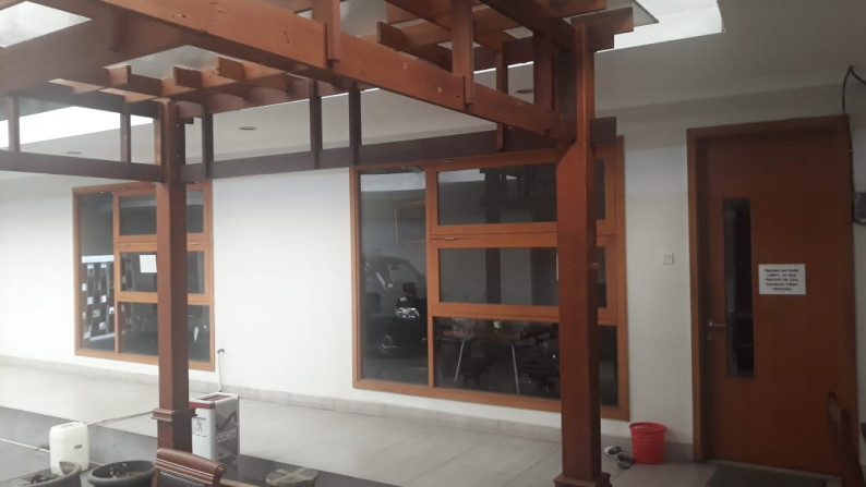 Tempat Usaha di Veteran Kebayoran Lama