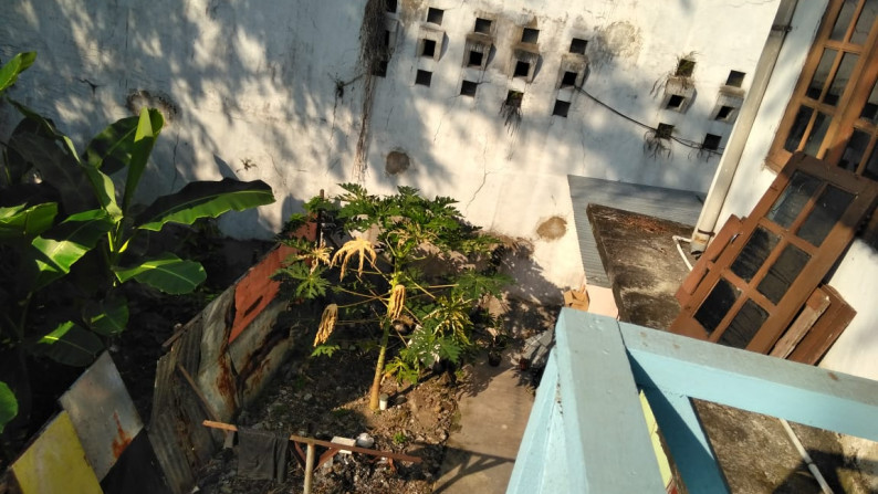 TANAH+BANGUNAN DIPUSAT KULINER, BISNIS, DEKAT UNY, UGM, SANATA DHARMA