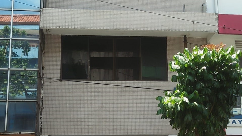 Ruko 3 lantai HGB jalan kembang jepun