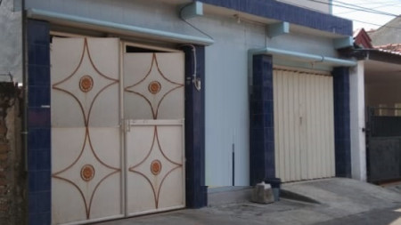 Rumah 1,5 lantai Dijual di Candi Lontar, Surabaya