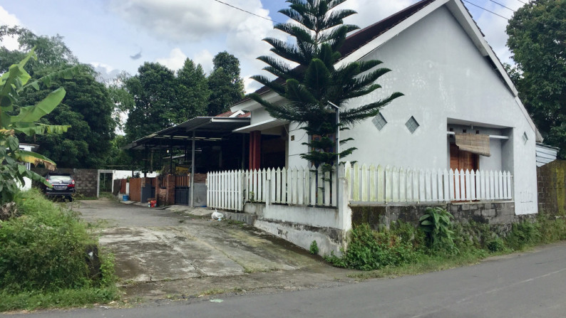 RUMAH CANTIK DALAM PERUM GRIYA PESONA SENDEN, SAYIDAN, SUMBERADI, MLATI, SLEMAN