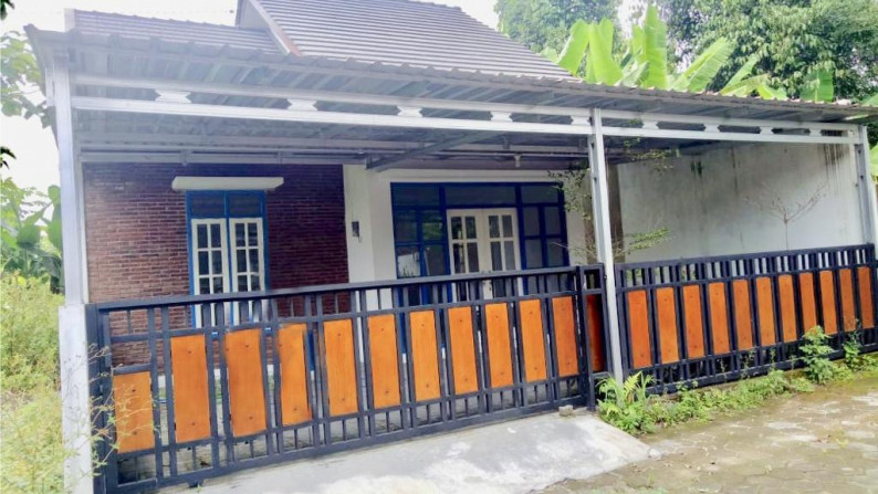 RUMAH CANTIK DALAM PERUM GRIYA PESONA SENDEN, SAYIDAN, SUMBERADI, MLATI, SLEMAN