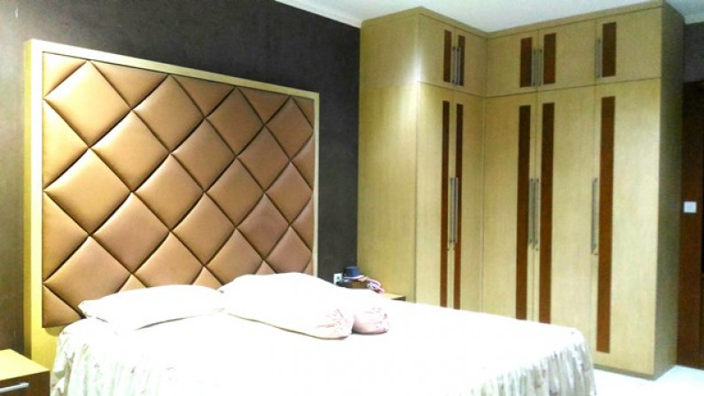 Rumah Cantiq siap huni 200m 2Lt harga 4M Nego sampai Deal #AM