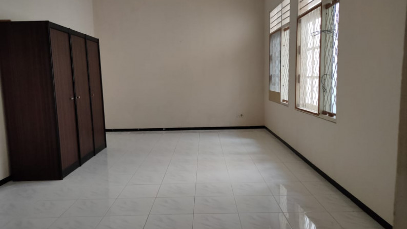 Rumah Dijual Darmo Baru Barat Sukomanunggal Surabaya
