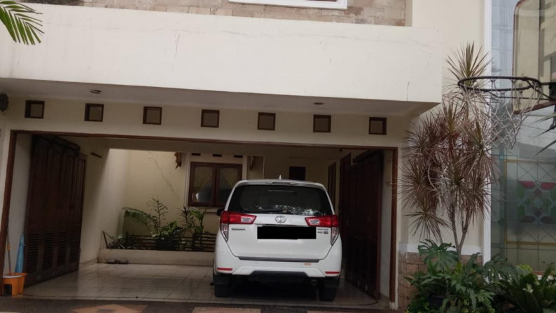 Dijual Rumah Arsi dan Nyaman di Pejaten Timur, Pasar Minggu Jakarta Selatan