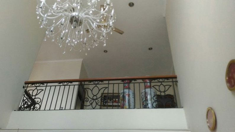 Rumah Cantiq siap huni 200m 2Lt harga 4M Nego sampai Deal #AM
