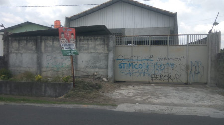 GUDANG SIAP PAKAI , DI JL MRISI, DEKAT LAPANGAN MADUKISMO, DAN RINGROAD SELATAN