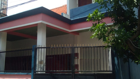 Rumah dijual Babatan Indah Wiyung