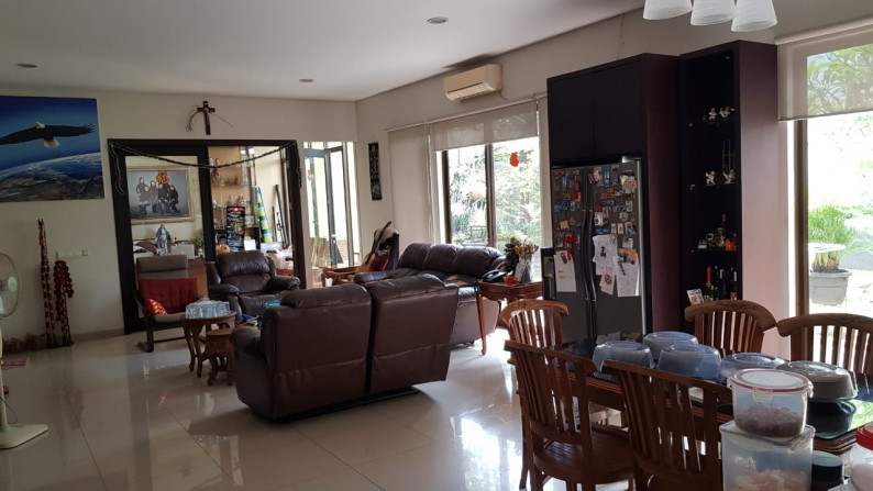 Turun harga rumah mewah di Virginia Lagoon