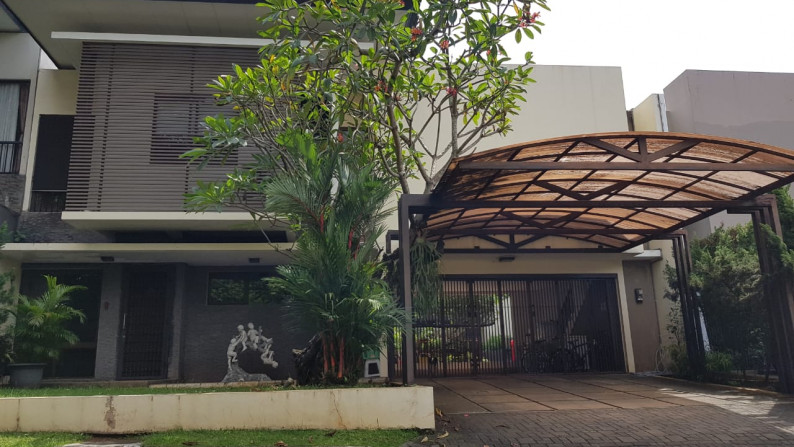 Turun harga rumah mewah di Virginia Lagoon