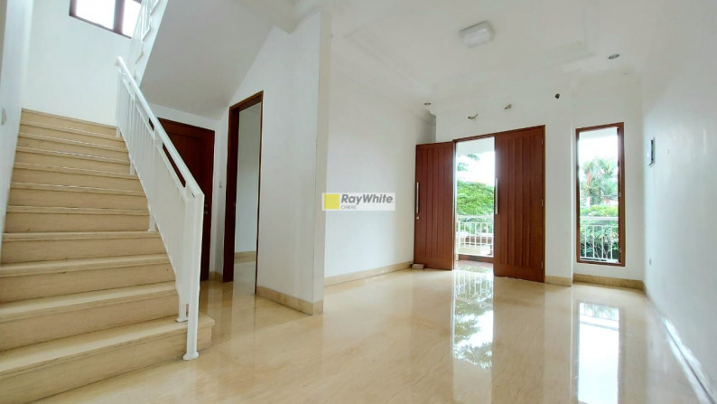 Brand new house dalam town house di Pejaten