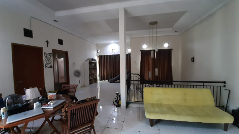 Rumah Bagus Di Kebon Baru, Tebet, DKI Jakarta