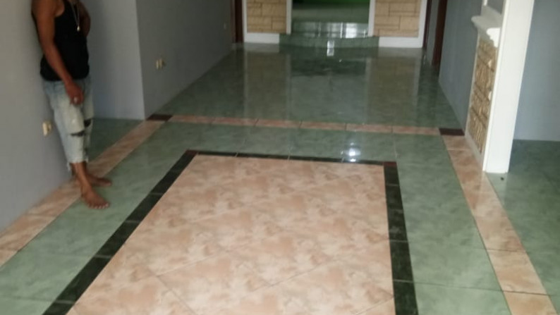 DIJUAL RUMAH BINTARO SEKTOR 5 SEMI FURNISHED SANGAT LUAS DAPAT DIKEMBANGKAN MENJADI KOS KOS-AN ATAU KONTRAKAN #AM
